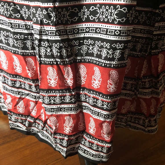 Woman’s Beautiful Boho Skirt - Picture 5 of 7